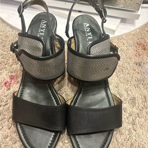 Anyi Lu Black and Gray Sandals